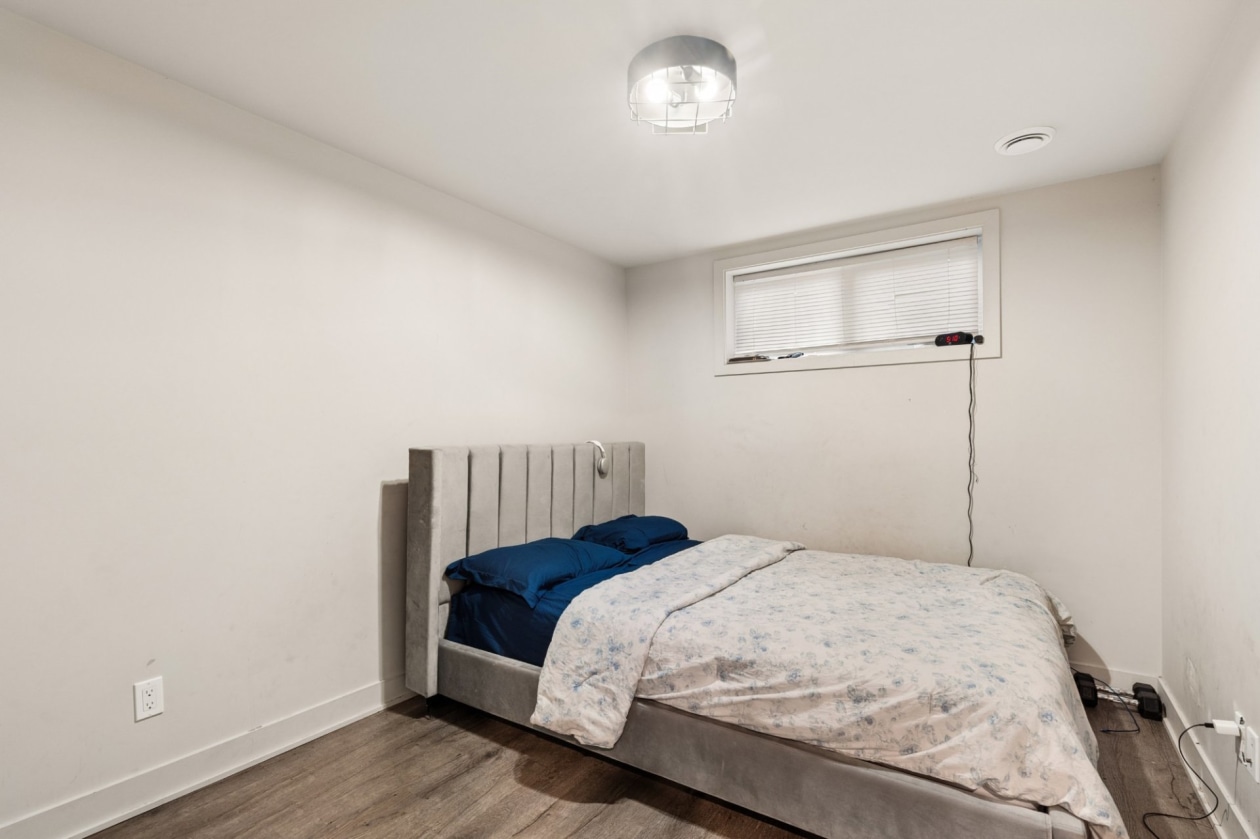 Chambre à coucher — 438 Rue Édouard-Laberge, Mercier