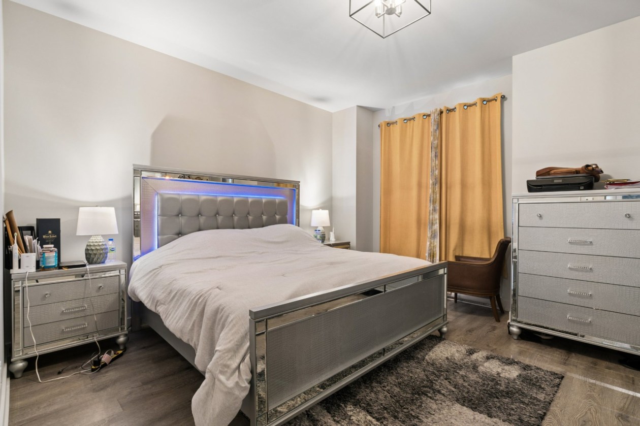 Chambre à coucher — 438 Rue Édouard-Laberge, Mercier