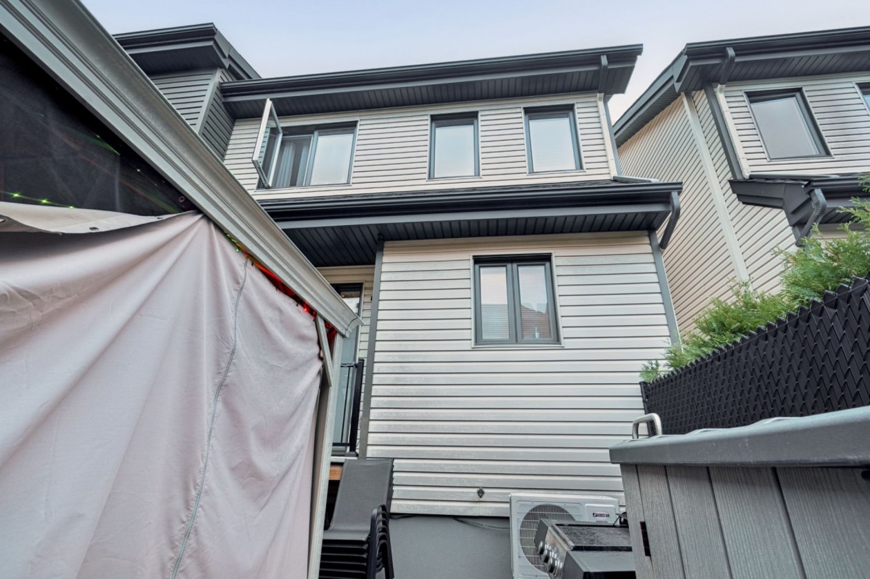 Face arrière — 438Z Rue Édouard-Laberge, Mercier