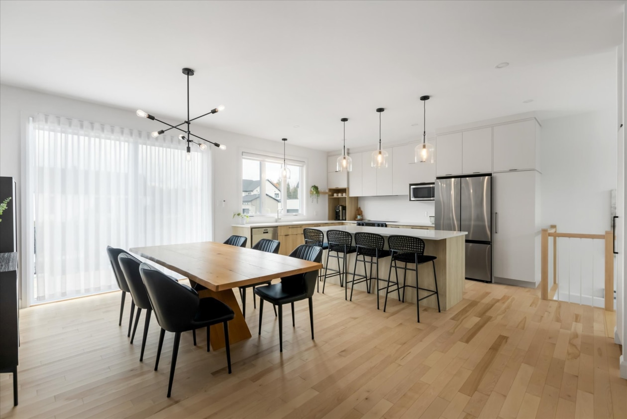 Salle à manger — 435 Rue de la Roselière, Trois-Rivières