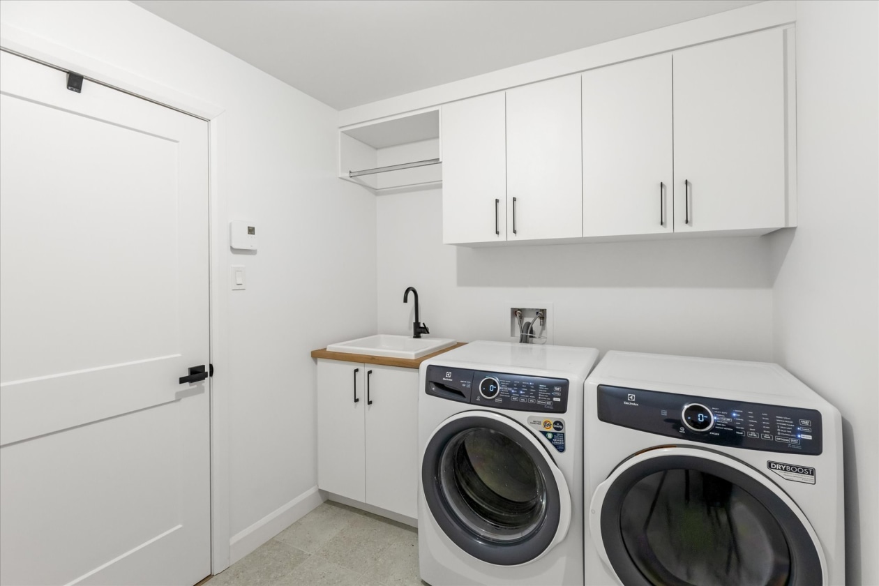 Salle de lavage — 435 Rue de la Roselière, Trois-Rivières