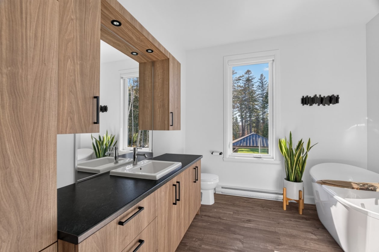 Salle de bains — 35 Ch. de Gosford, Shannon