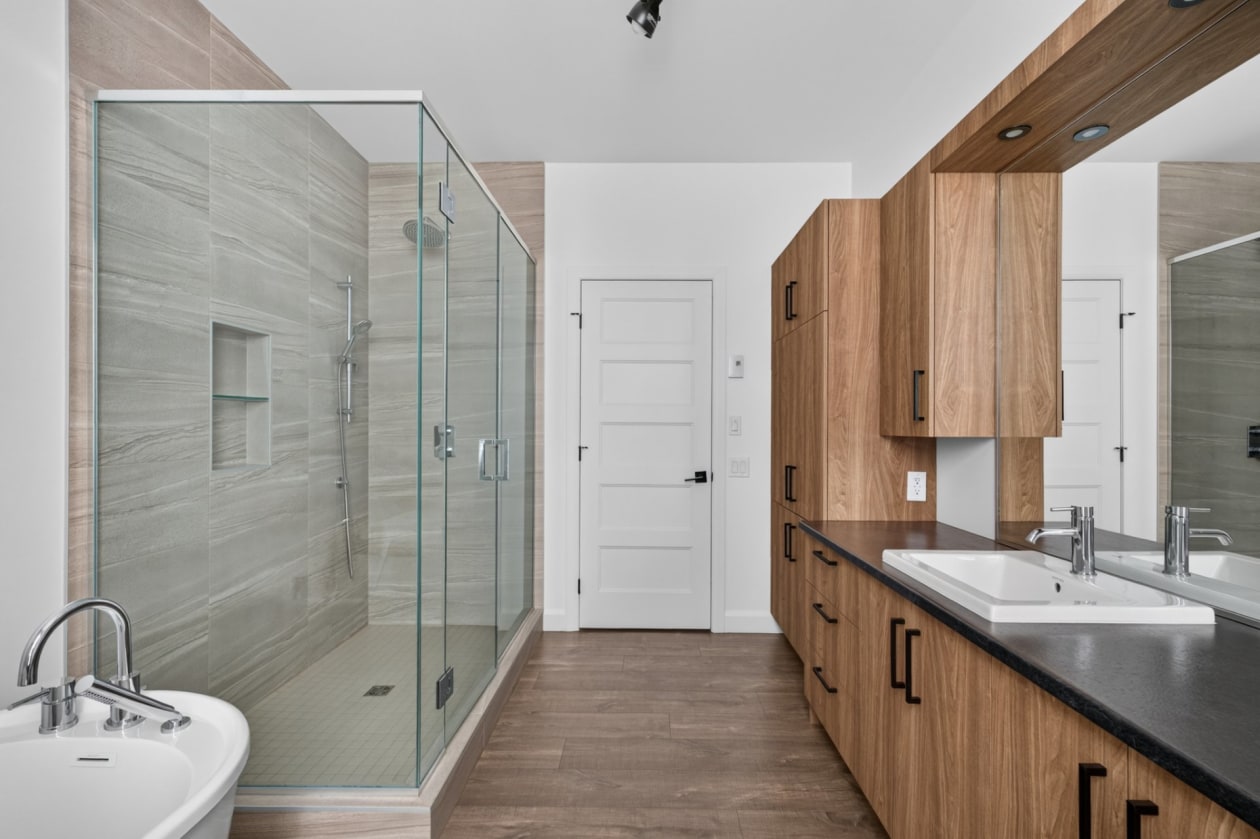 Salle de bains — 35 Ch. de Gosford, Shannon
