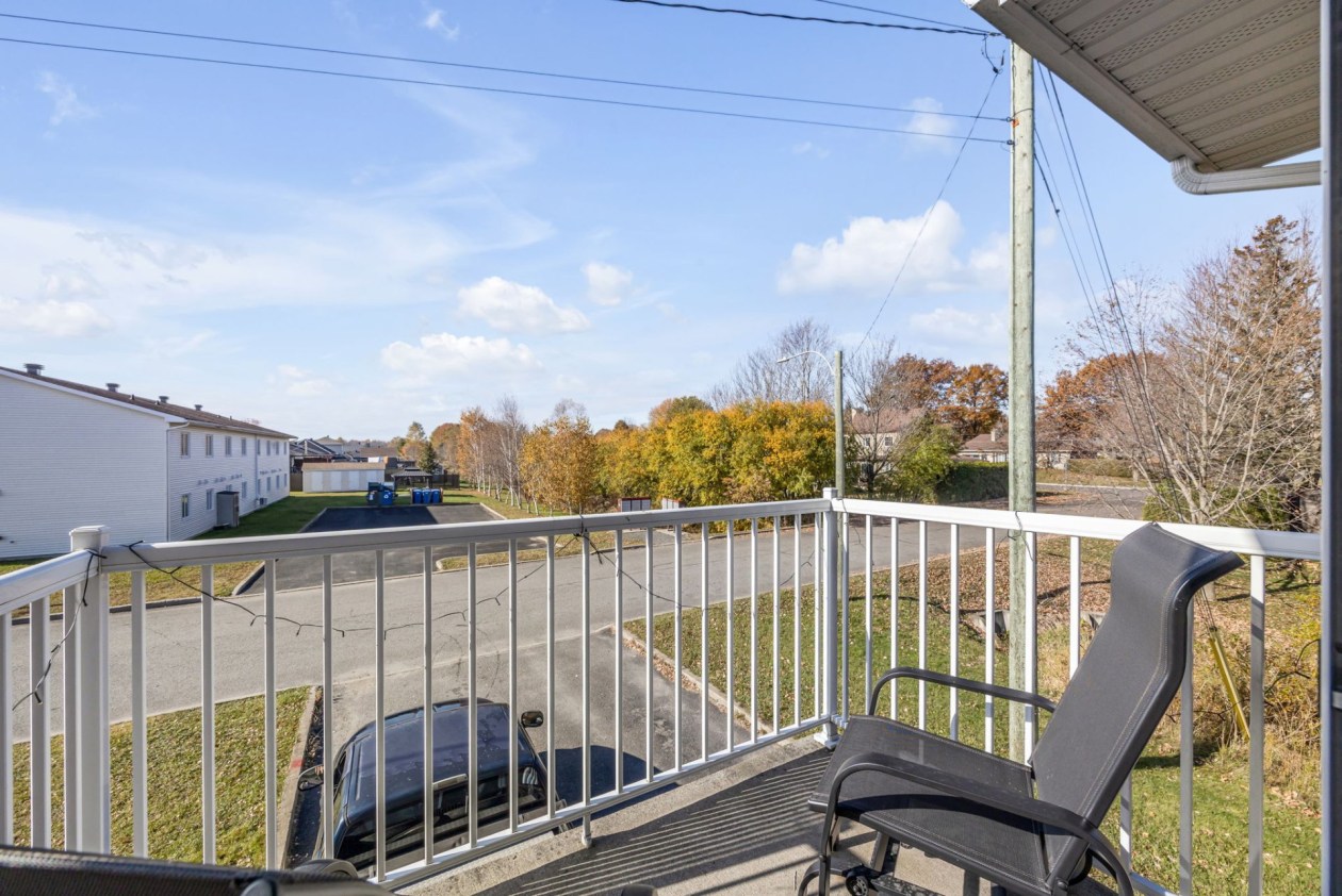 Balcon — 1032 Rue Bélanger, Saint-Agapit