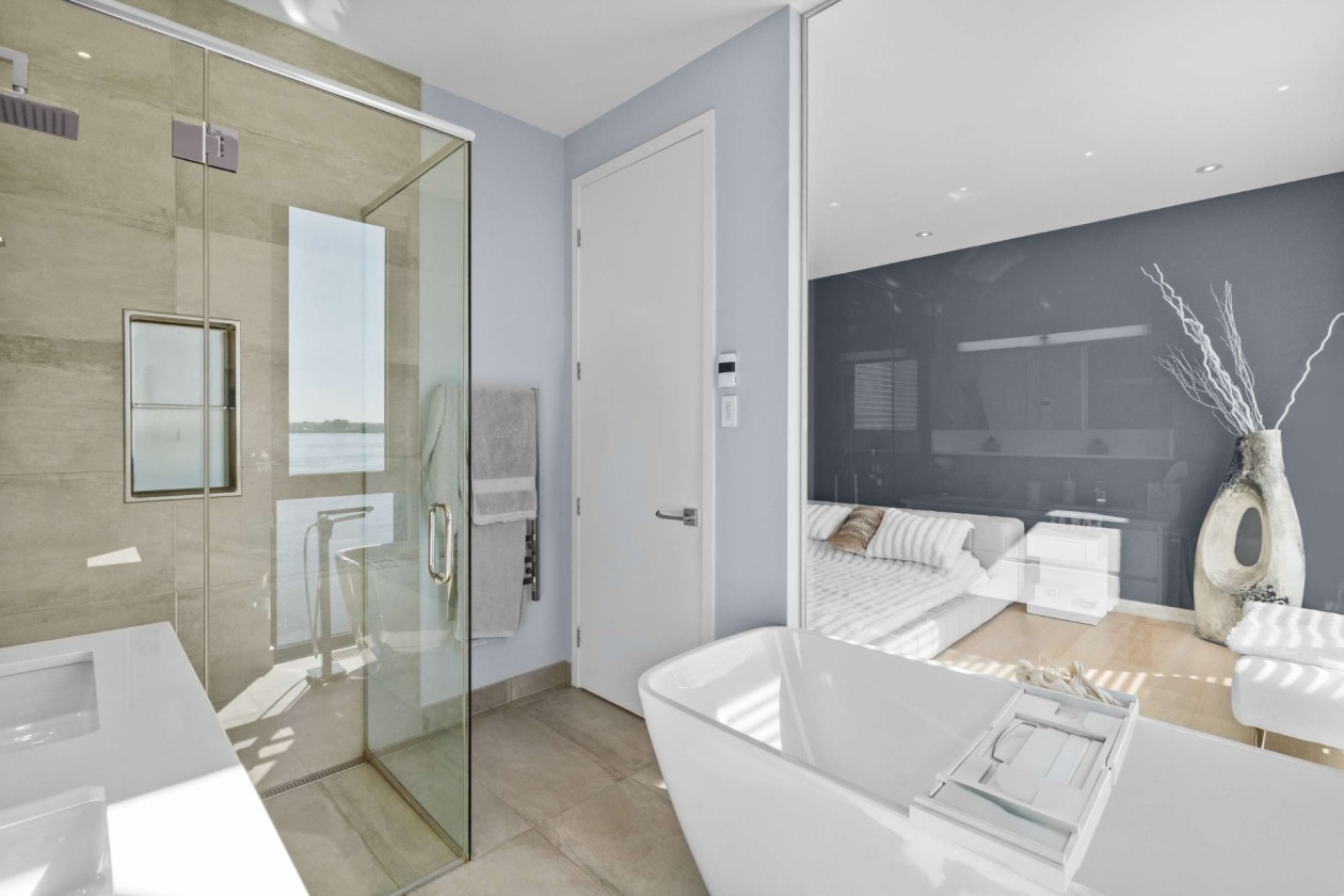 Salle de bains — 30 Rue McLaughlin, Montréal
