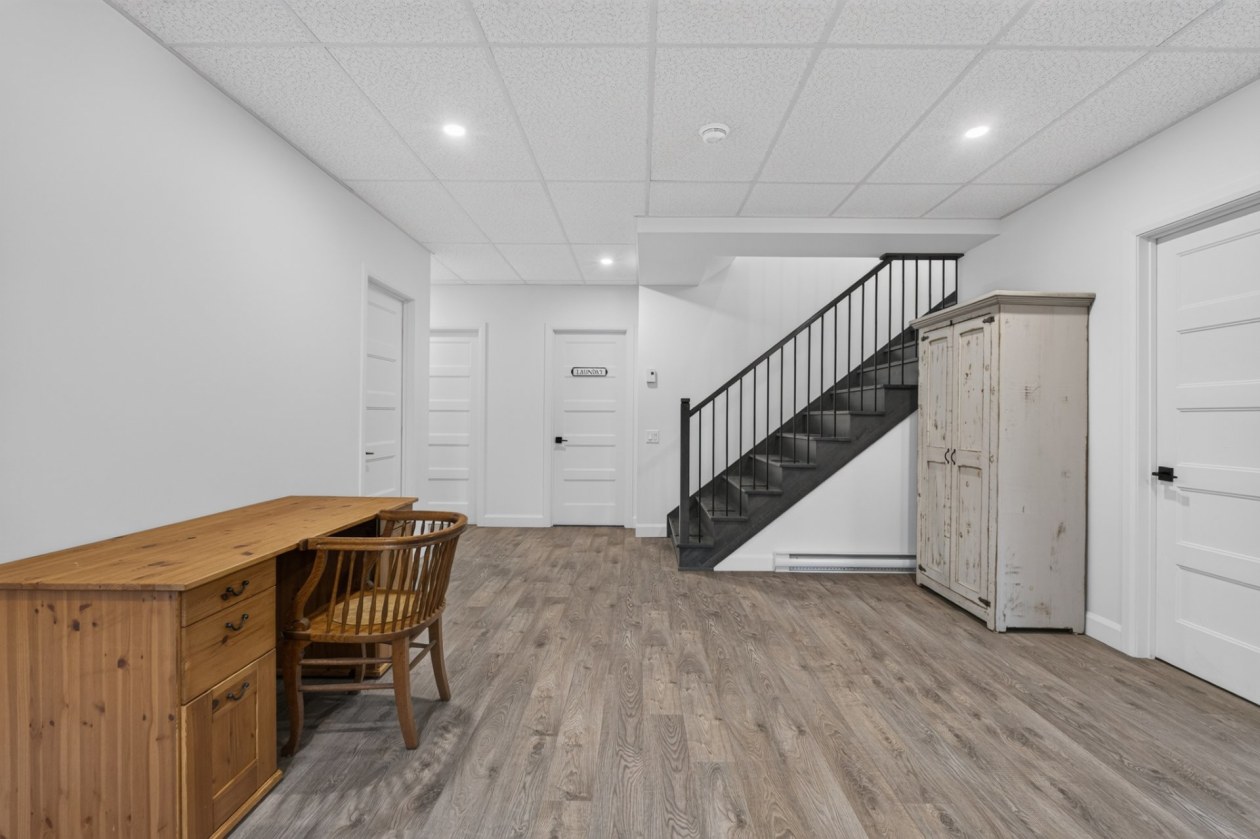 Salle familiale — 62 Rue Elm, Shannon