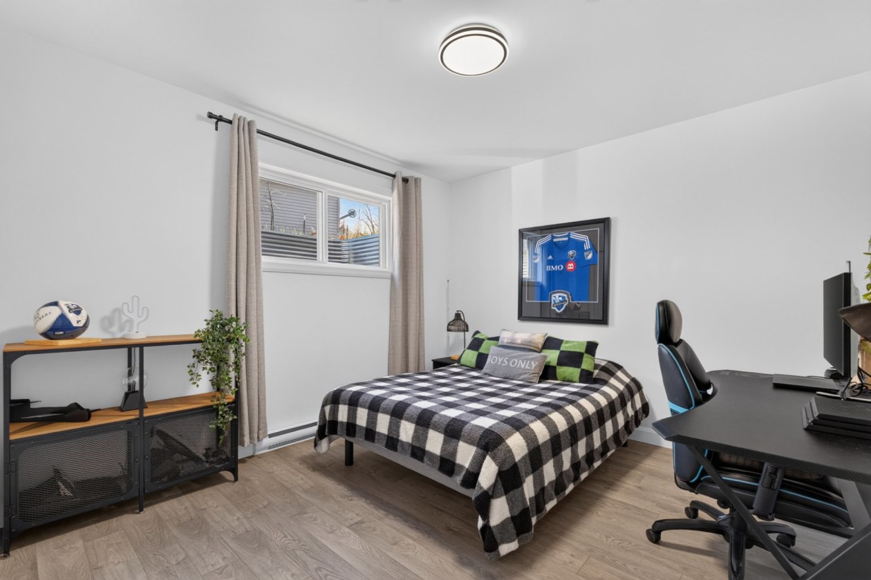 Chambre à coucher — 62 Rue Elm, Shannon