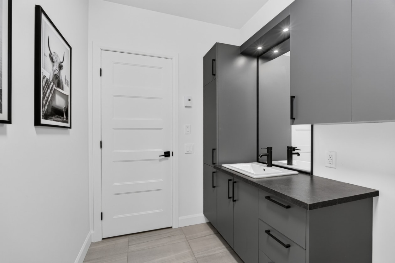 Salle de bains — 62 Rue Elm, Shannon