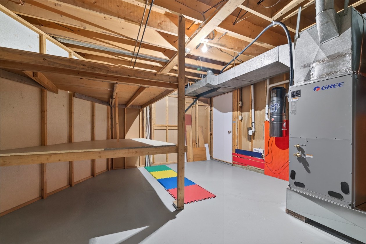 Rangement — 255 Rue du Fleuve, Rimouski