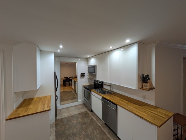 Photo 2 — 304-2244 Rue Harmony, 304, Montréal, H2K 3P9, Montréal