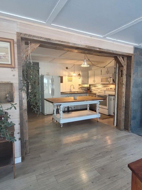 Cuisinette — 185 Ch Du Rivage, L'Isle-Aux-Grues, G0R 1P0, L'Isle-Aux-Grues