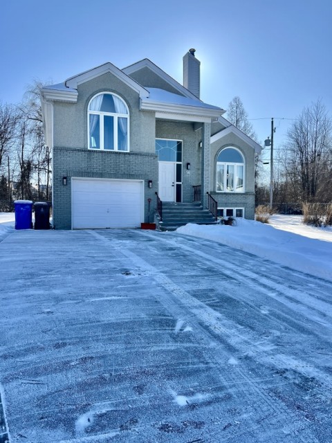 Photo 2 — 14 croissant Pierre-de-Rigaud, Notre-Dame-de-l'ile-Perrot, J7V 9G3, Notre-Dame-de-l'ile-Perrot