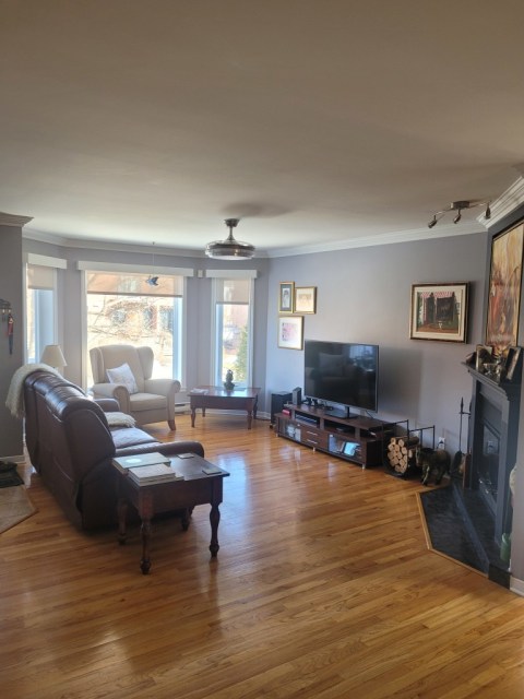 Photo 3 — 3138 Rue Des Opales, 3134-36-40, Saint-Hubert, J4T 3T3, Saint-Hubert