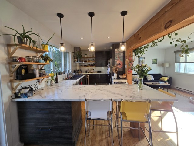 Photo 2 — 204 Rue Héroux, Saint-Bruno, J3V 1H5, Saint-Bruno