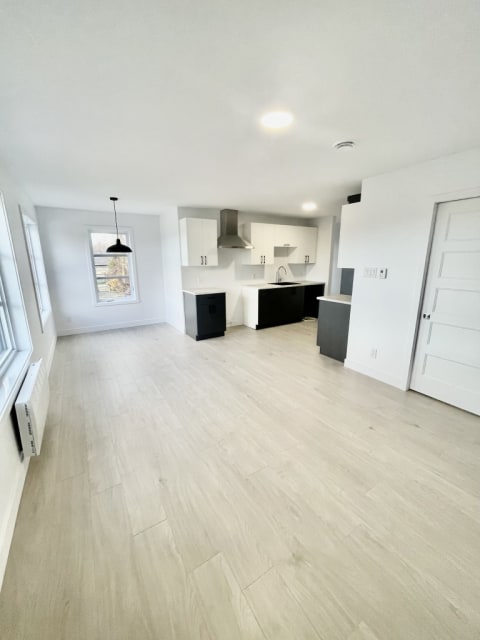 Photo 4 — 1535 Rue Belvédère S., 1, Sherbrooke, J1H 4E4, Sherbrooke
