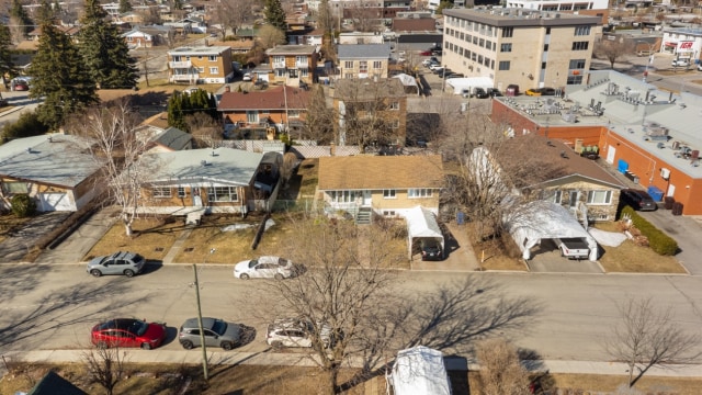 Photo 4 — 932 Rue Louis-H. Desjardins, Terrebonne, J6W 2X3, Terrebonne