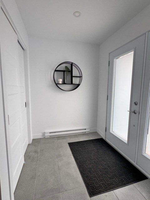 Hall d'entrée — 105 Rte De Saint-Achillée, Château-Richer, G0A 1N0, Château-Richer