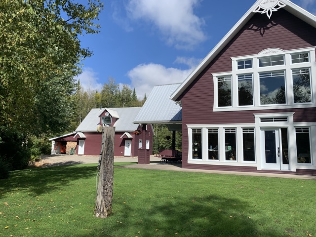 Photo 2 — 70 Ch. Du Lac-Canot-d'Écorce N., Saint-Zénon, J0K 3N0, Saint-Zénon