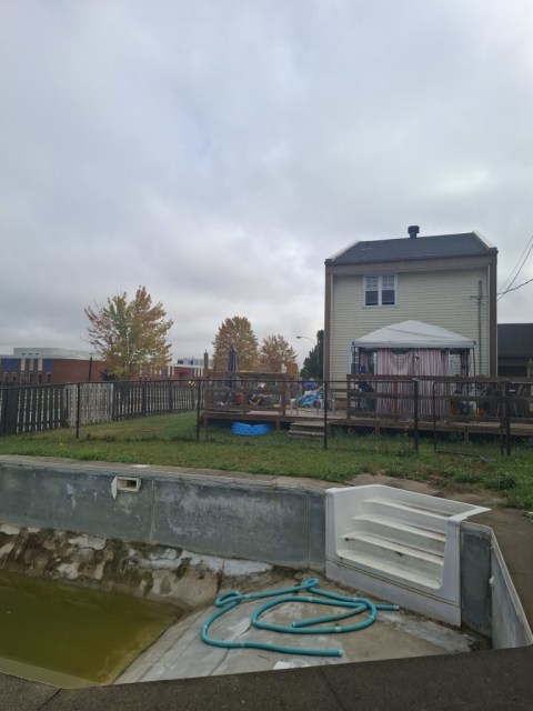 Cour — 113 Rue de Matapédia, Gatineau, J8T 6M5, Gatineau
