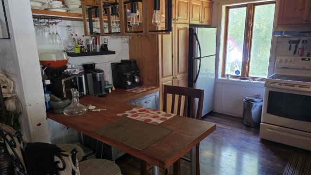 Cuisine — 295 Côte Saint-Paul, Saint-Colomban, J5K 1Z6, Saint-Colomban