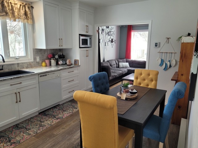 Cuisine — 30 Rue De Normandie, Lévis, G6V 3J5, Lévis
