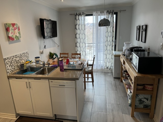 Photo 5 — 3505 Boul. Perron, 6, Laval, H7V 1P2, Laval