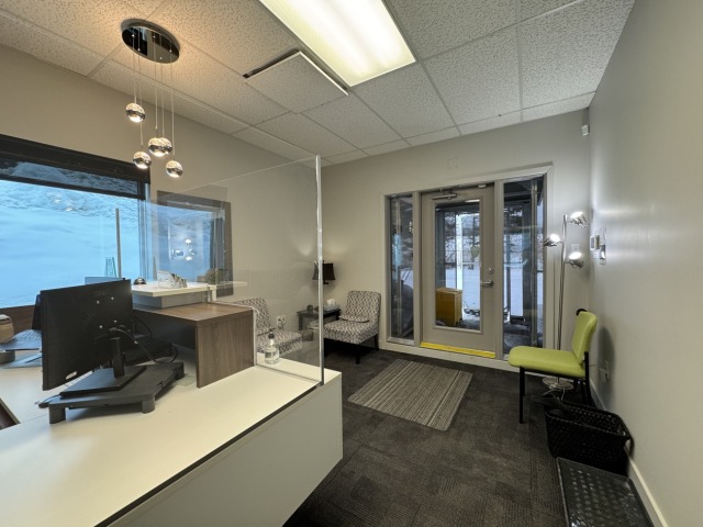 Salle de réception — 3430 Rue Galt O., Sherbrooke, J1H 0A5, Sherbrooke