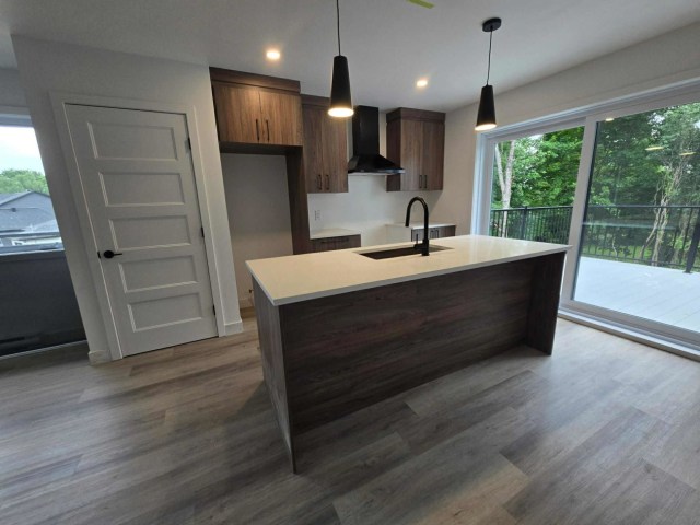 Photo 3 — 3598-3600 rue Maude-Abbott, Sherbrooke, J1N 0C6, Sherbrooke