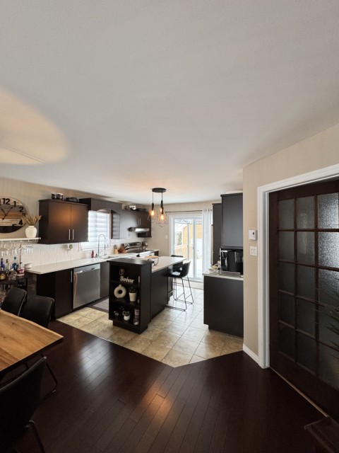 Photo 2 — 880 Av. des Pommiers, Alma, G8B 7R7, Alma