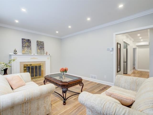 Photo 2 — 47 Av Fifth, Pointe-Claire, H9S 5C9, Pointe-Claire