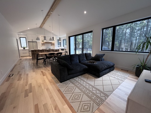 Photo 3 — 910 Rue Réjane-Laberge, Granby, J2J 0V8, Granby