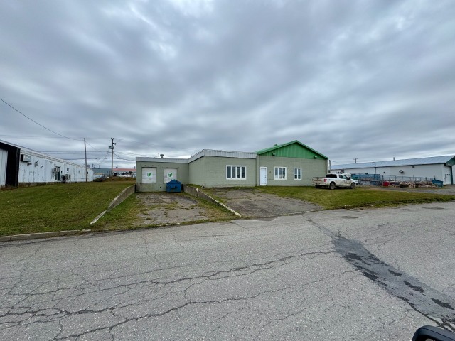 Façade — 33, Rue Brillant, Matane, G4W2B6, Matane