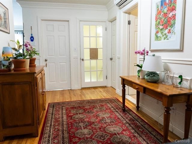 Hall d'entrée — 9119, Rue de Matane, Montréal (LaSalle), H8R2L5, Montréal (LaSalle)