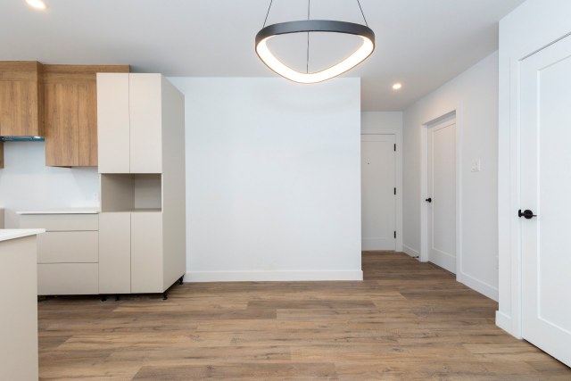 Salle à manger — 116, Rue Principale, 401, Châteauguay, J6J3H1, Châteauguay