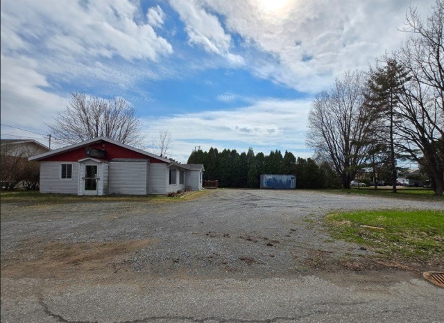 Façade — 4850, Av. Lamothe, Bécancour, G9H2B1, Bécancour