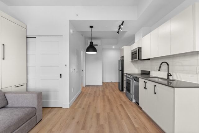 Photo 2 — 1133 Av Viger E, Montréal, H2L 0K1, Montréal
