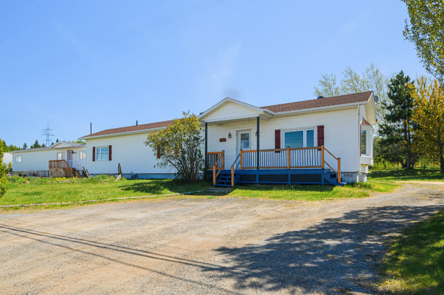 Façade — 246, Rue Principale, Saint-Modeste, G0L3M0, Saint-Modeste