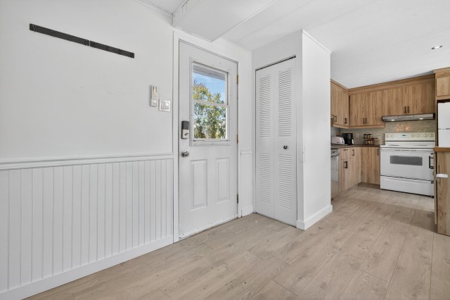 Hall d'entrée — 246, Rue Principale, Saint-Modeste, G0L3M0, Saint-Modeste