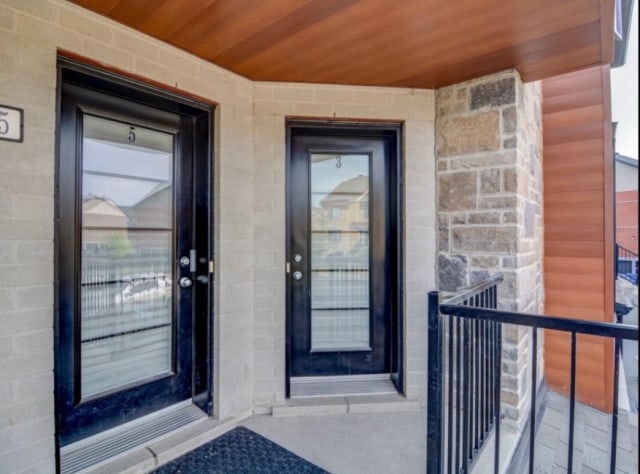 Entrée extérieure — 6115, Rue de Lancaster, 3, Brossard, J4Y0M9, Brossard