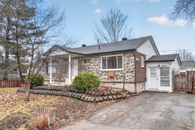 Photo 2 — 8770 Rue Chartrand, Laval, H7A 1N1, Laval