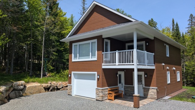 Photo 2 — 24 Rue du Sentier-du-Sommet, Ste-Marguerite-du-Lac-Masson, J0T 1L0, Ste-Marguerite-du-Lac-Masson