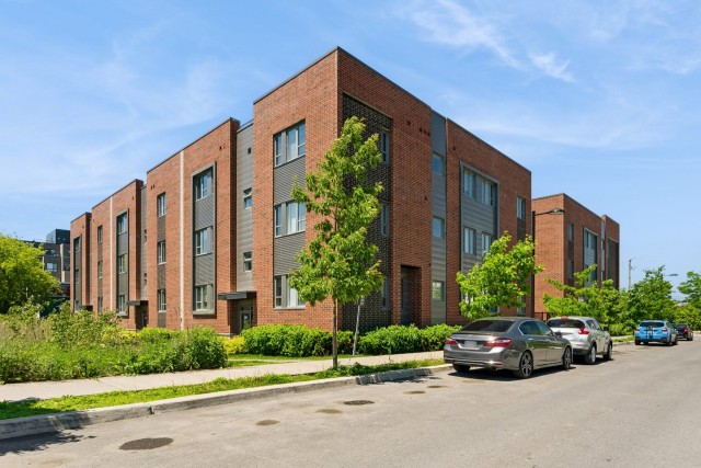 Façade — 385, Av. Skaniatarati, 302, Montréal (Lachine), H8S0A1, Montréal (Lachine)