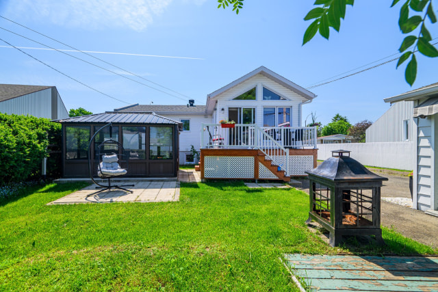 Cour — 510, Rue du Marquis-De-Vaudreuil, Rimouski, G5N1B3, Rimouski