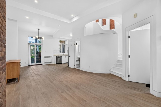 Photo 3 — 3641 Rue Saint-Dominique, Montréal, H2X 2X8, Montréal