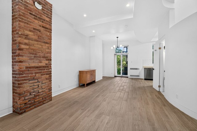 Photo 4 — 3641 Rue Saint-Dominique, Montréal, H2X 2X8, Montréal
