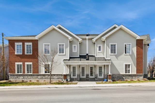 Façade — 147B, Boul. Ste-Rose, Laval (Sainte-Rose), H7L1L2, Laval (Sainte-Rose)