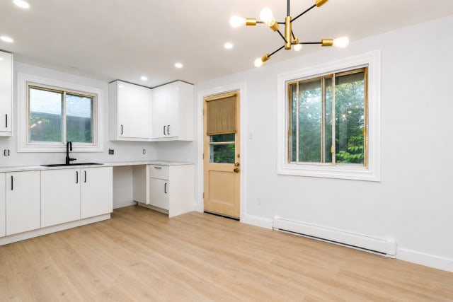 Salle à manger — 140, Rue Beurling, Châteauguay, J6K3K4, Châteauguay