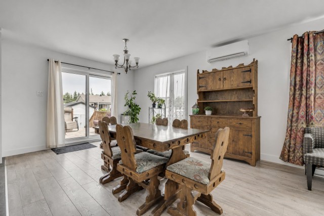 Salle à manger — 298, Rue Desrochers, Sainte-Croix, G0S2H0, Sainte-Croix