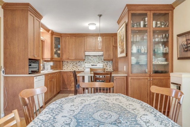 Photo 5 — 1323, Av. Lavigerie, Québec (Sainte-Foy/Sillery/Cap-Rouge), G1W3X4, Québec (Sainte-Foy/Sillery/Cap-Rouge)