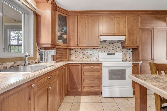 Photo 3 — 1323, Av. Lavigerie, Québec (Sainte-Foy/Sillery/Cap-Rouge), G1W3X4, Québec (Sainte-Foy/Sillery/Cap-Rouge)